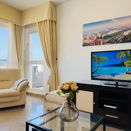 Apartment Luminoso Atico Con Vistas Al Mar Y Terraza Amplia Benalmadena