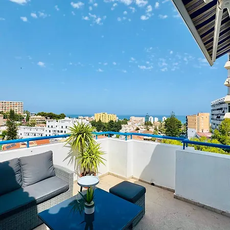 Apartment Luminoso Atico Con Vistas Al Mar Y Terraza Amplia Benalmadena